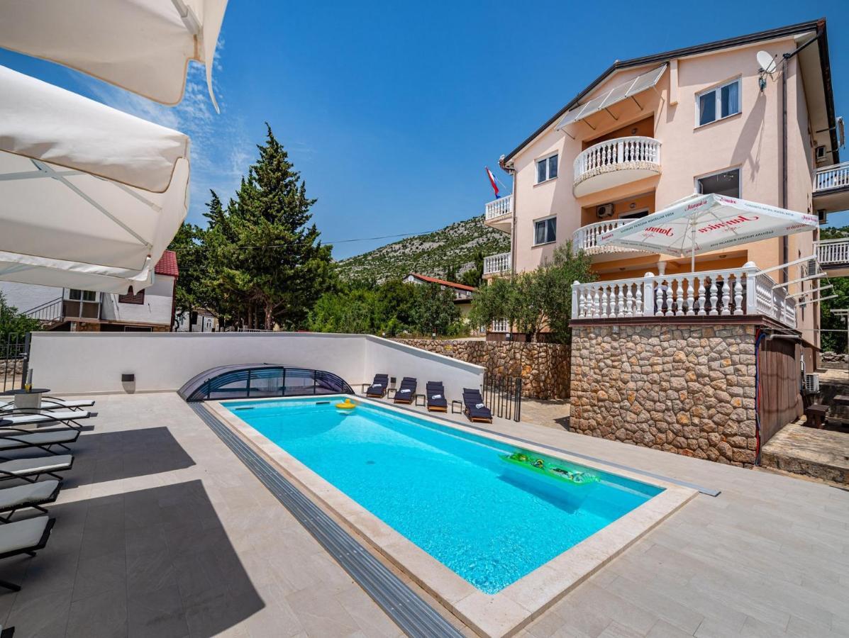 Apartments Prkacin Starigrad Paklenica Εξωτερικό φωτογραφία