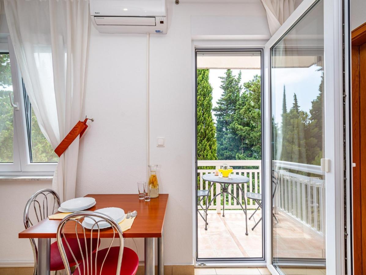 Apartments Prkacin Starigrad Paklenica Εξωτερικό φωτογραφία