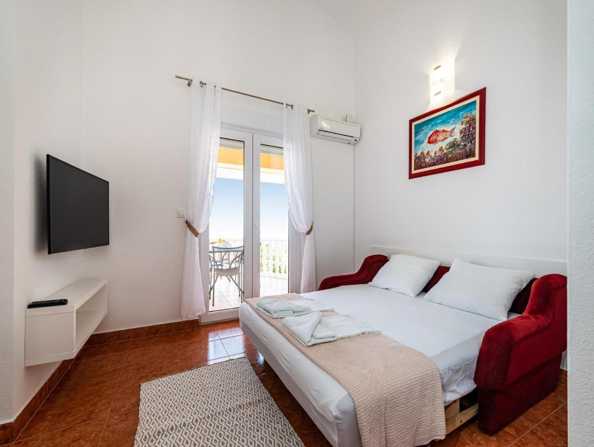 Apartments Prkacin Starigrad Paklenica Εξωτερικό φωτογραφία