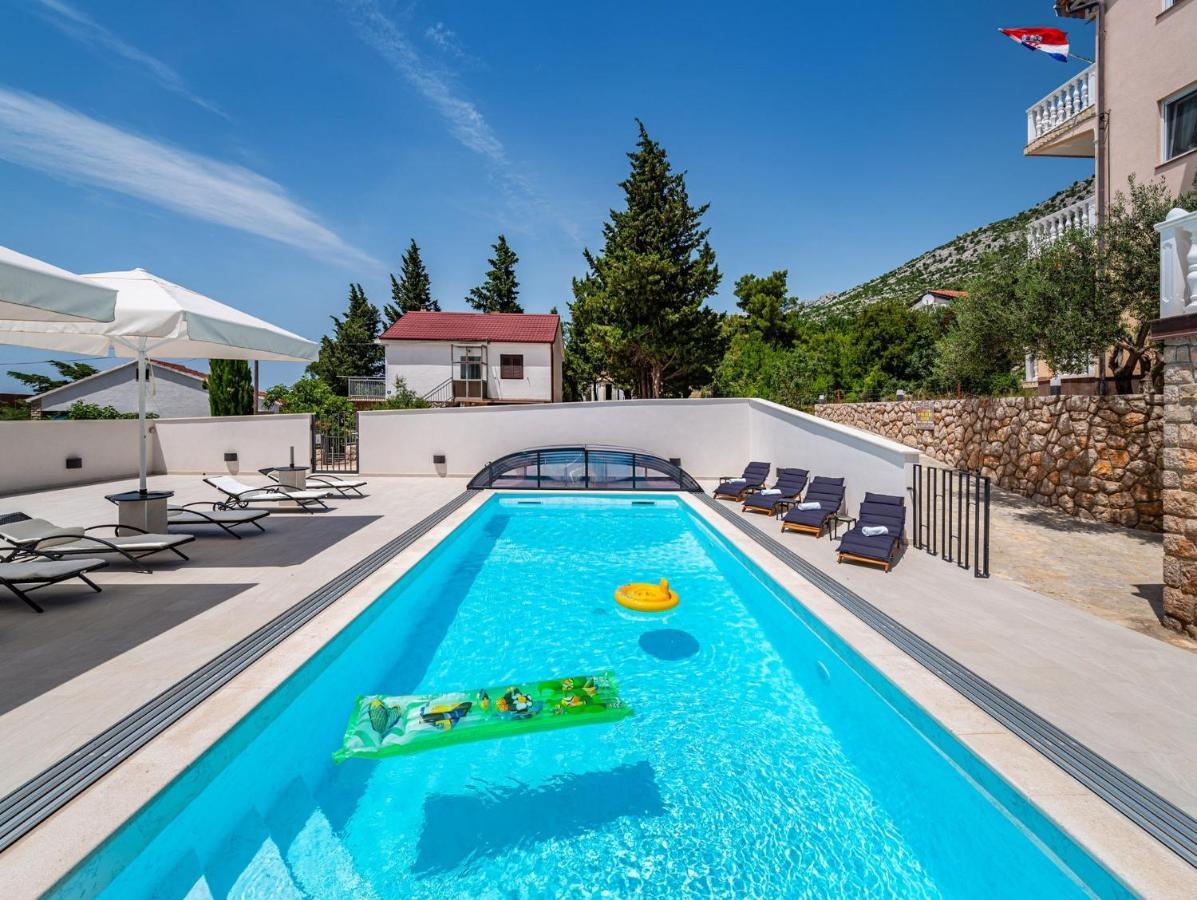 Apartments Prkacin Starigrad Paklenica Δωμάτιο φωτογραφία